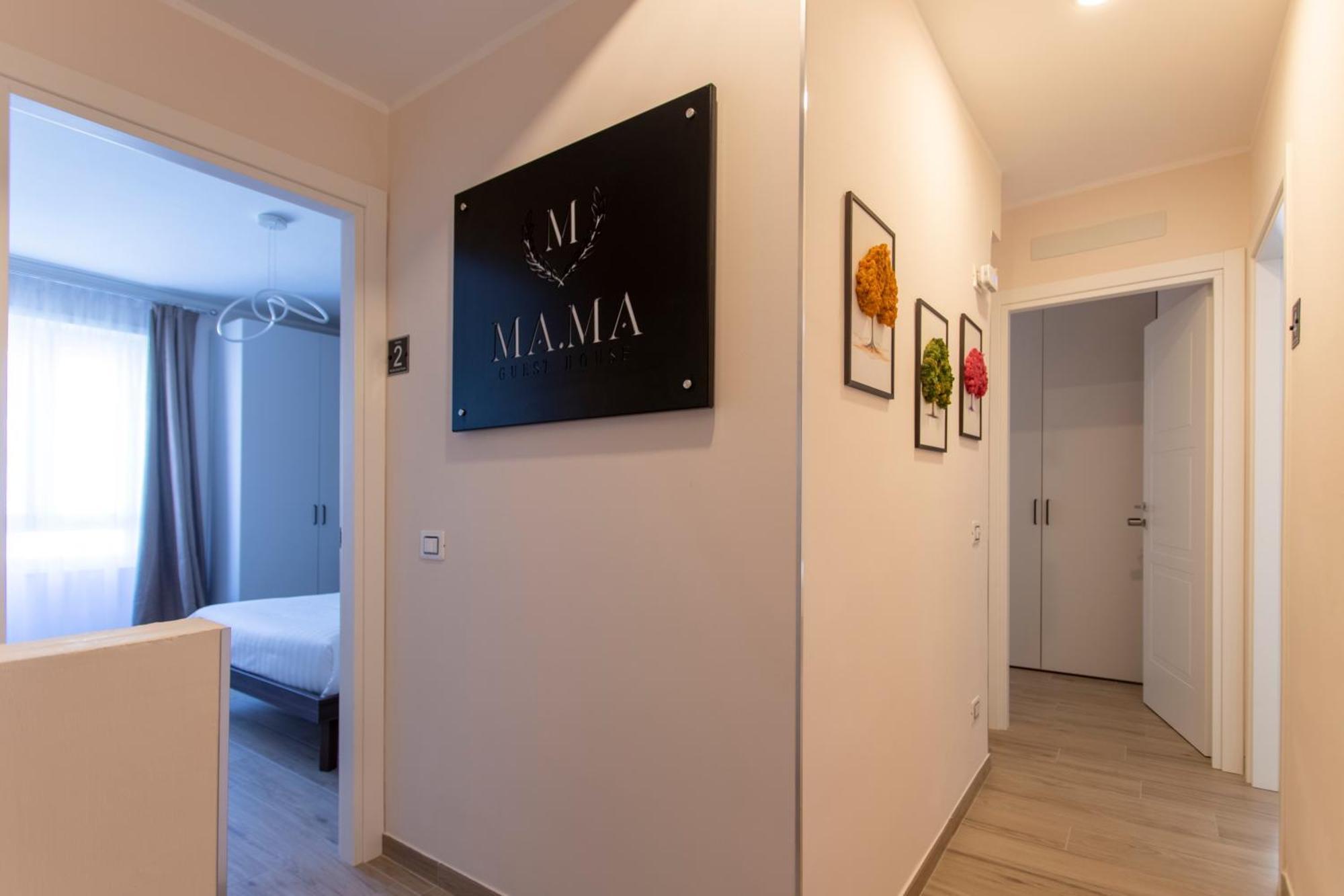 Mama Guest House Τσιαμπίνο Εξωτερικό φωτογραφία